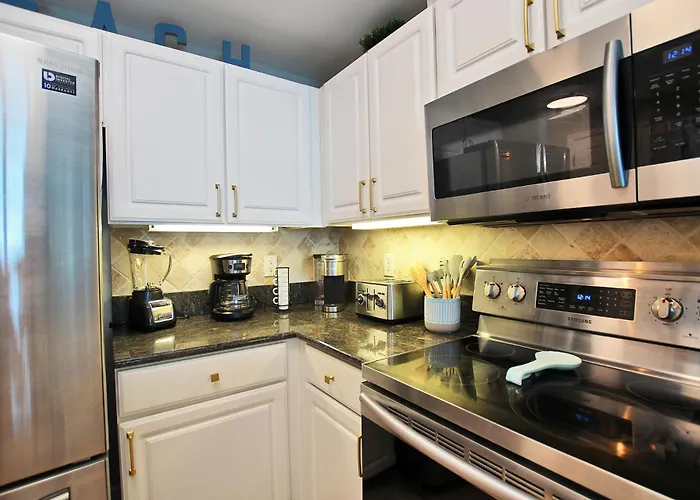 Crystal Tower 1204 By Youngs Suncoast