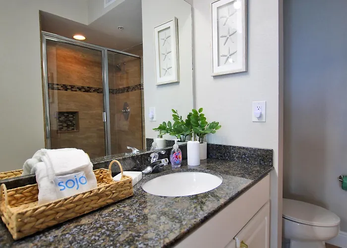 Apartment Crystal Tower 1204 By Youngs Suncoast *