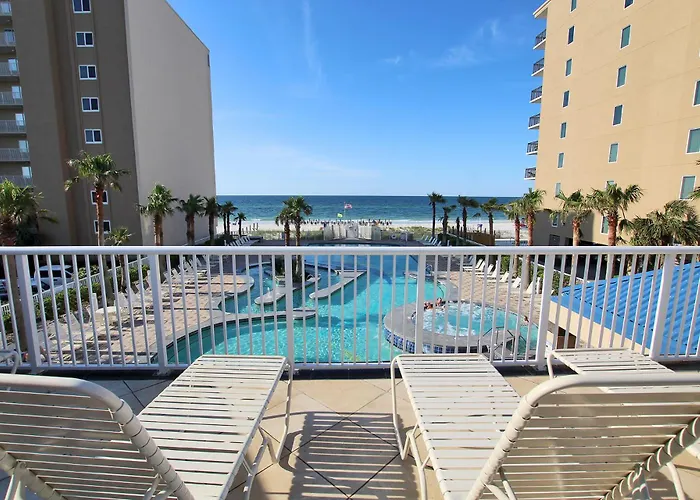 Apartment Crystal Tower 1204 By Youngs Suncoast *