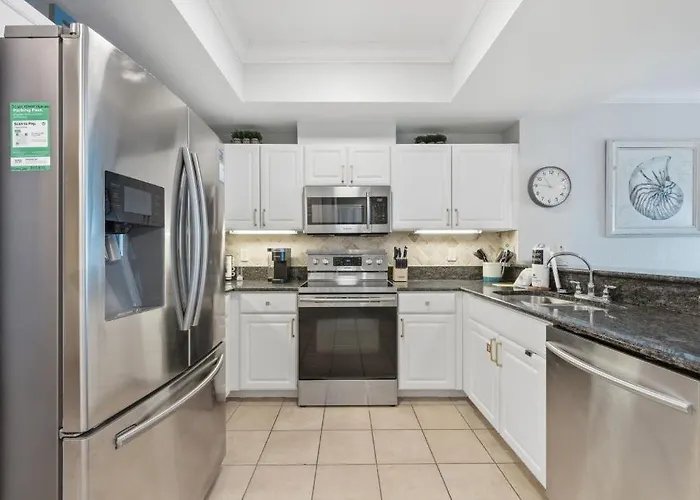Apartment Crystal Tower 1204 By Youngs Suncoast